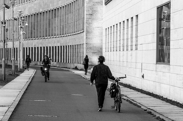 Pedestrian 7164080 640