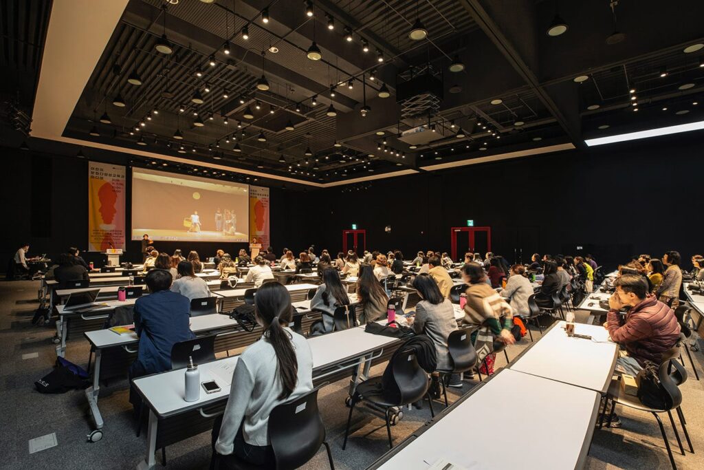 Pexels asia culture center 4940642