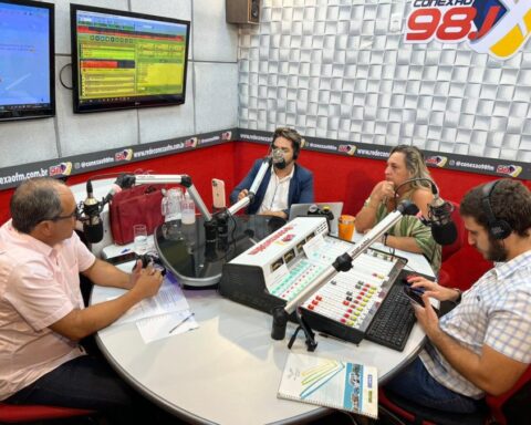 Wiston gomes fala sobre temas que tem preocupado a sociedade tocantinense em entrevista de radio