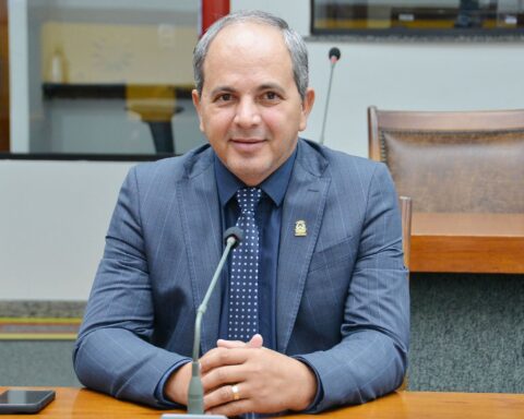 430f264d 4482 4e5e a2dc c46f5705b0e7