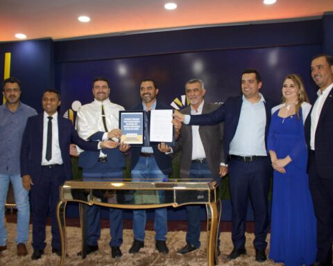 F3535928fdbdc39268b2122f81f388ba