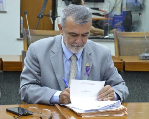 75ebe03f88aa95f29fbace582a56b579 (1)