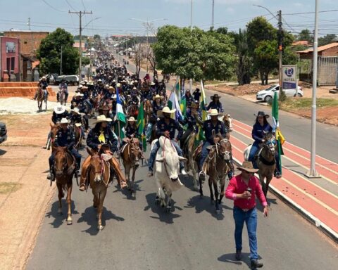 4d61b3bbf02a8f6617897a8bb964187c