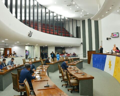 Plenário 041023 (1)