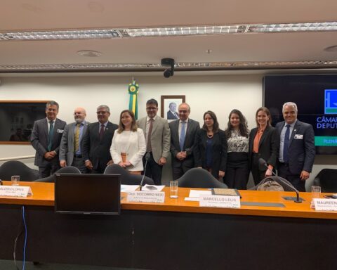 Audiencia carbono foto camila mitye