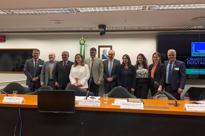Audiencia carbono foto camila mitye