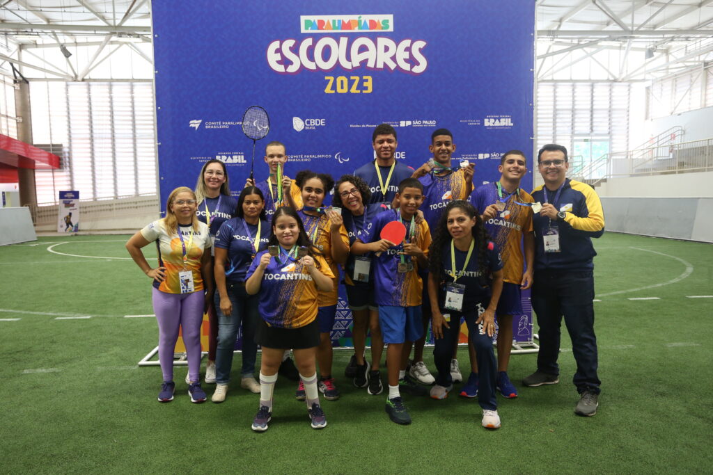 3 equipe do tênis de mesa e as tecnicas da seduc, luciana monteiro e keila gonçalves foto mari rios
