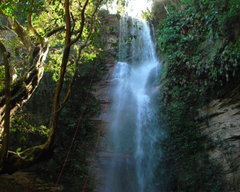 Cachoeira do roncador taquaruçu thiago sá arquivo setur