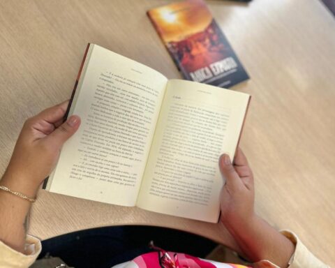 5e5147a468b6cbe4756a10a9a2717fe9