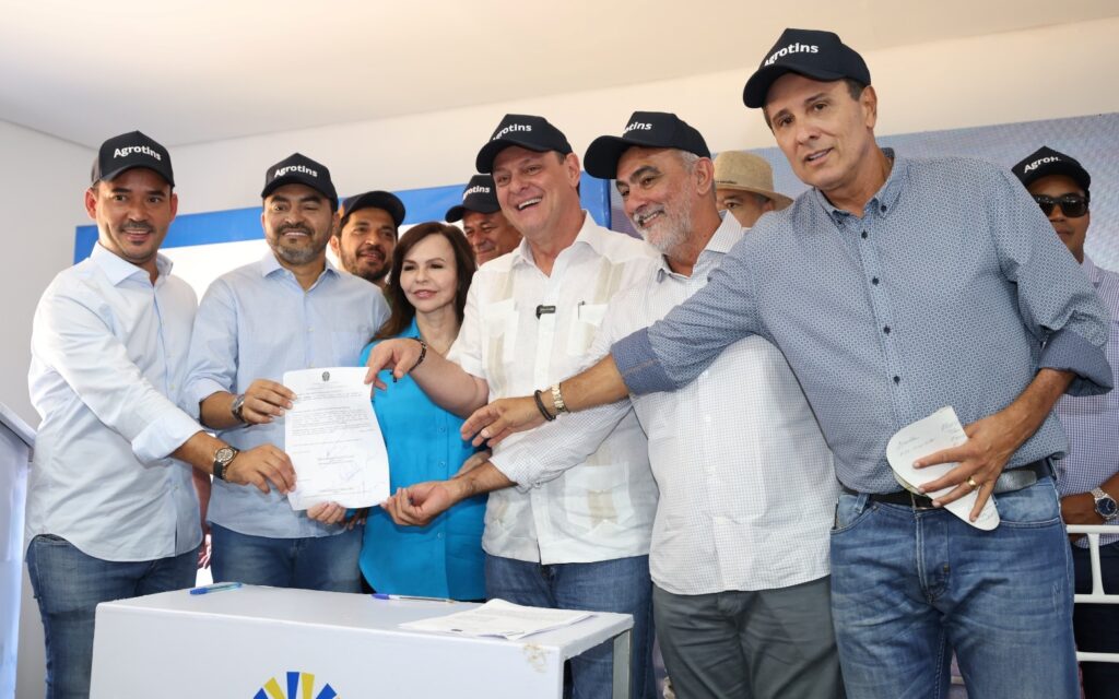 Amélio cayres na agenda com ministro da agricultura foto isis oliveira (1)