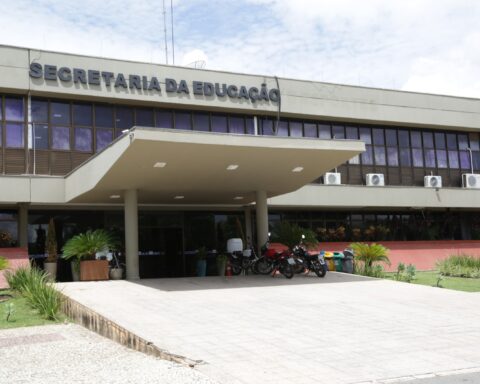 Foto 1 servidores têm até 4 de agosto para se inscreverem no processo seletivo do mestrado em educação