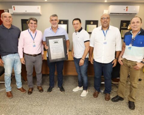 73bf8170303405dabbfaf6d8650fea82