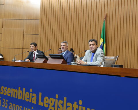 Amélio cayres recapeamento da to 416 foto Ísis oliveira