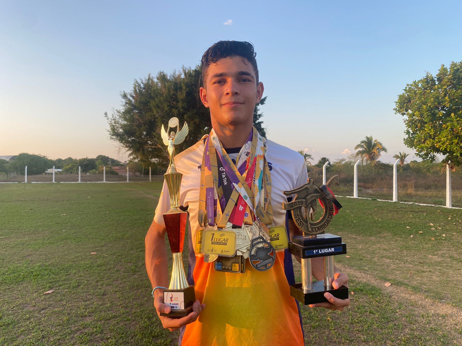 Foto 2 hentony acumula mais de 50 medalhas em competições estaduais e nacionais seduc governo do tocantins