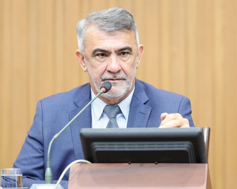 Foto Ísis oliveira dicom aleto