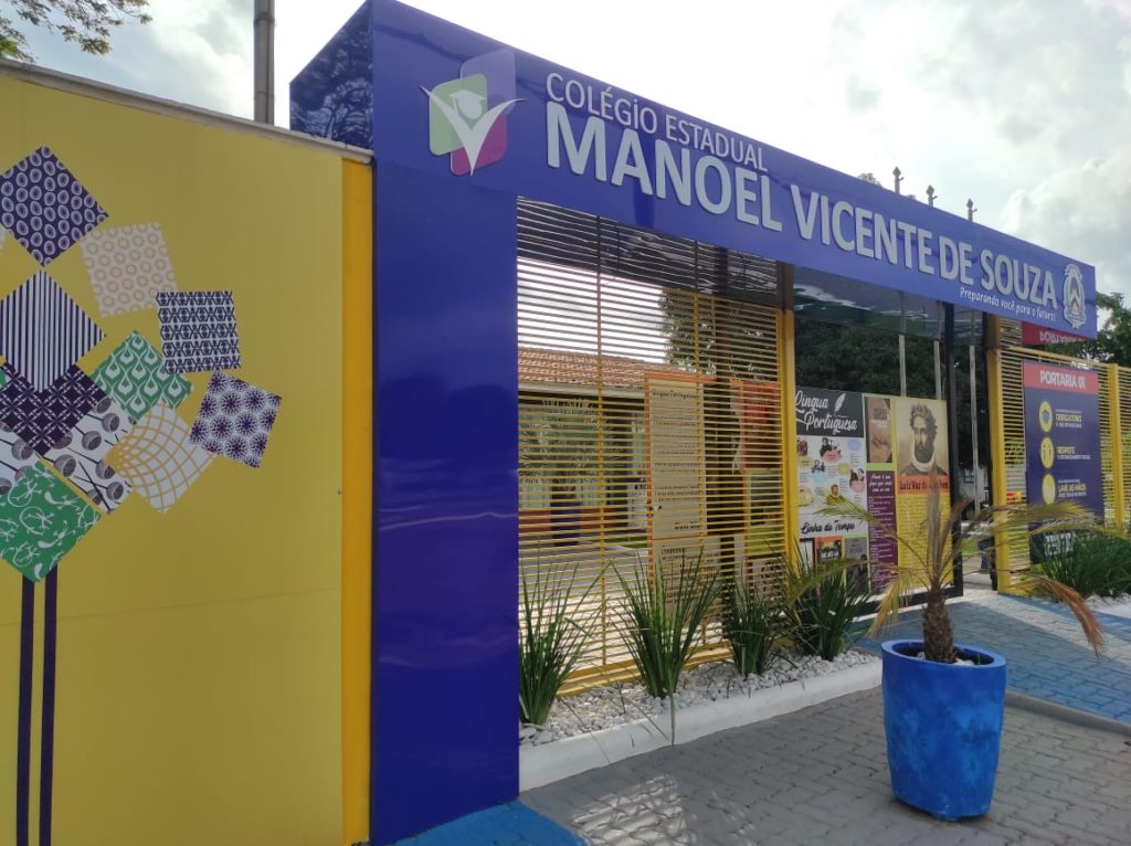 Colegio estadual manoel vicente august 1024x766