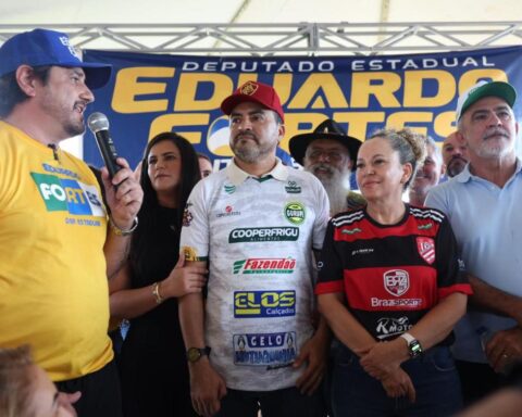 0a8eeba57c24bd1d46089588d19f6b91