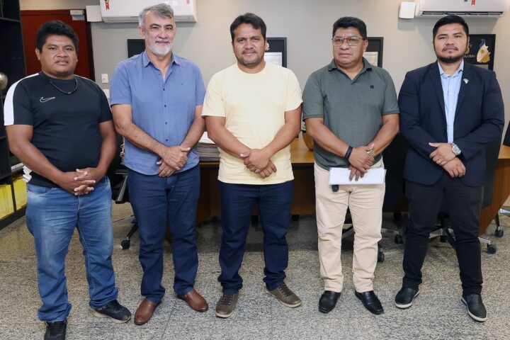 Audiência com lideranças indígenas foto silvio santos (1)