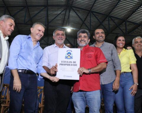 D275392070341a3851bbfa7a9caf5673