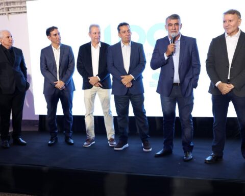 37e201c13f08e7c3e5b0005c6fe4a5f9