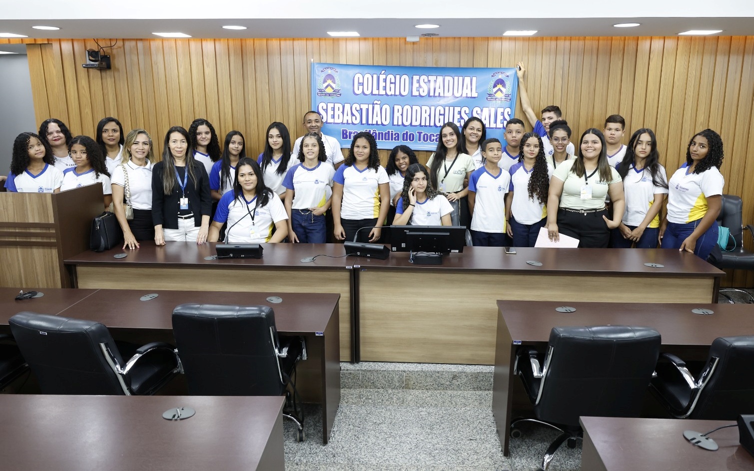 Visita guiada com estudantes de brasilandia foto dicom aleto.jpeg