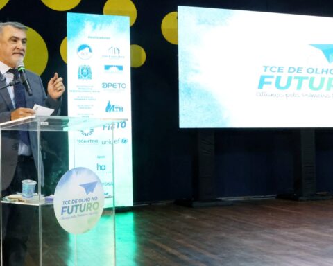 Amelio cayres foto silvio santos.jpeg