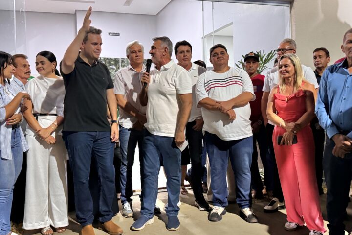 Deputados em evento em wanderlandia foto amanda germiniani.jpg