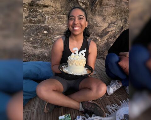 Modelo para foto vertical 2 .jpeg