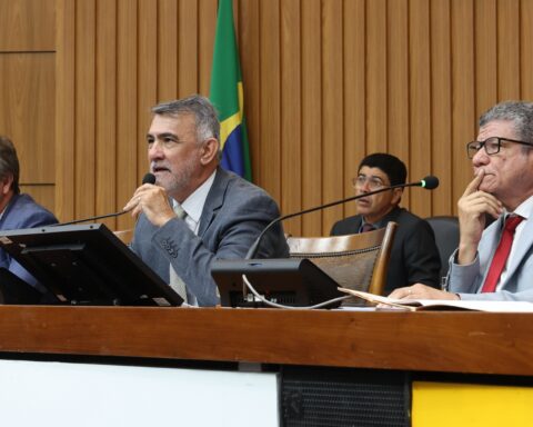 Mesa diretora foto koro rocha.jpg