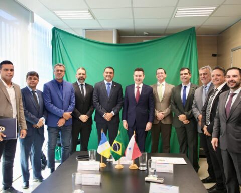 Agenda do presidente amelio cayres em brasilia foto thiago cruz governo do tocantins.jpeg