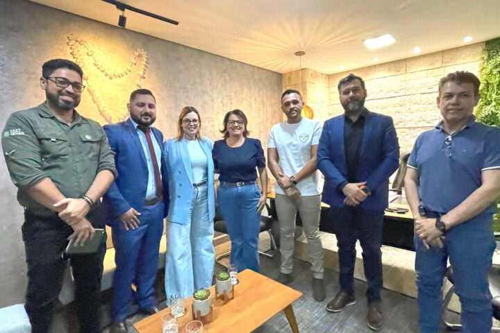 Relatora do pl do zee deputada claudia lelis garante que projeto so sera votado apos amplo dialogo com todos os setores produtivos.jpeg