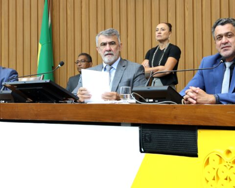 Mesa diretora aleto foto koro rocha.jpg