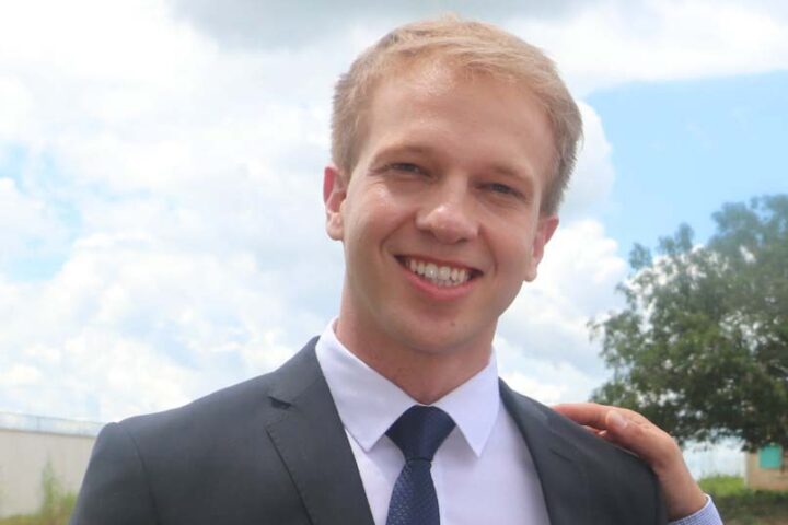 Image editor output image916350952 1757701744774.jpg