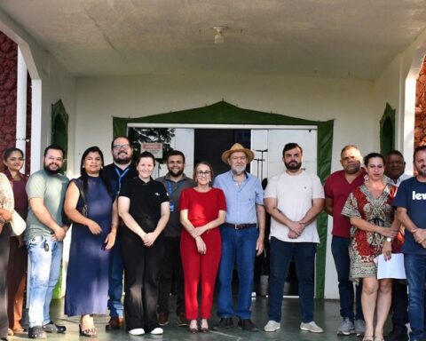 Prefeitura e parceiros alinham preparativos para o liquida augustinopolis.jpg