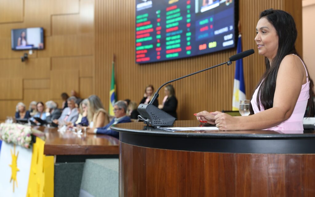 Sessão solene dia da mulher foto isis oliveira (3)