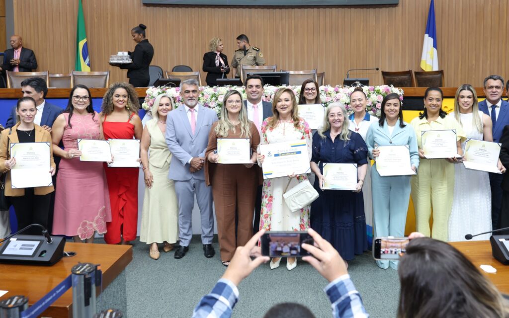 Sessão solene dia da mulher foto isis oliveira (6)