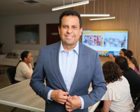 Fabio vaz inicia caminhada por palmeiropolis