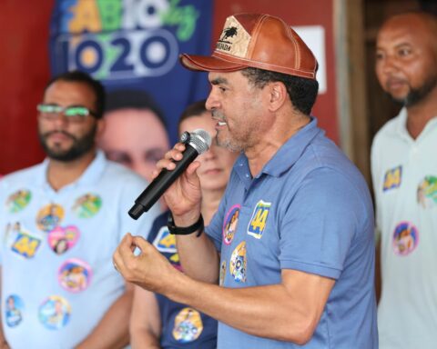 Governador Wanderlei Barbosa pede votos para Fábio Vaz (2)