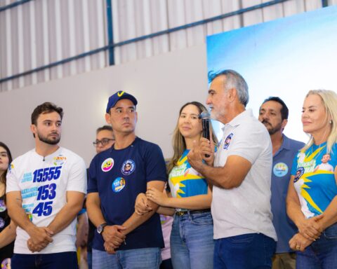 Reunião política Raul Cayres 2 Hiroshi Fukushima